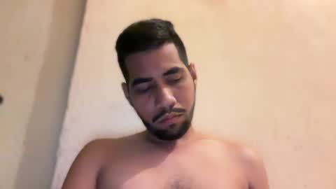 Snapshot of enriquegc197 chatting on December 31, 1:08 pm Enriquegc197 online show from December 31, 1:08 pm