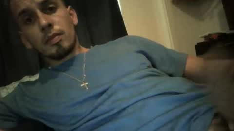 Snapshot of envyme2121 chatting on November 13, 2:27 pm envyme2121 online show from November 13, 2:27 pm