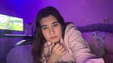 Snapshot of enyazhe chatting on November 7, 6:30 pm hoenyazhe online show from November 7, 6:30 pm