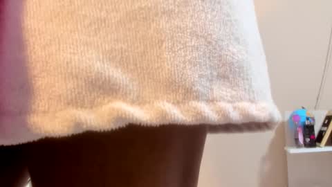 Angela online show from February 8, 11:33 am