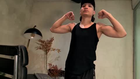 enzo_steel online show from November 29, 7:11 am