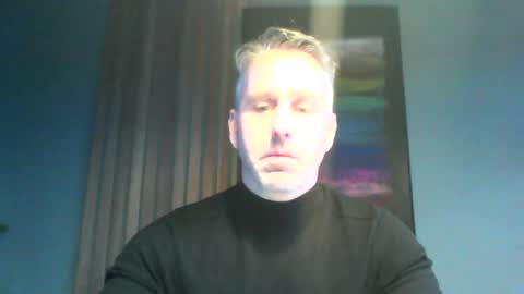Snapshot of enzoenzo7 chatting on January 8, 3:50 pm Enzos Massive Cock online show from January 8, 3:50 pm