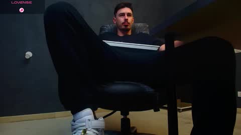 EnzoRace online show from October 2, 5:36 am