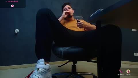 EnzoRace online show from October 14, 4:46 am