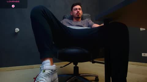 EnzoRace online show from October 25, 5:04 am