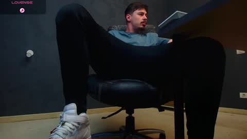 EnzoRace online show from November 1, 5:53 am