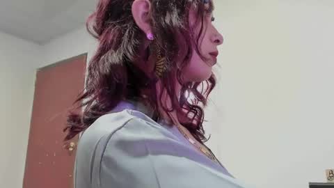 Leyla online show from April 14, 3:23 am