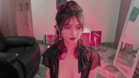 Snapshot of ephemeral_hot chatting on April 30, 10:03 pm Leyla online show from April 30, 10:03 pm