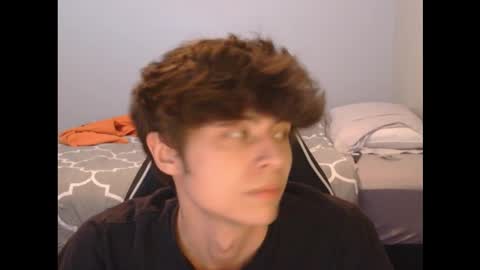 Snapshot of eprahsdahc chatting on December 14, 3:12 am eprahsdahc online show from December 14, 3:12 am