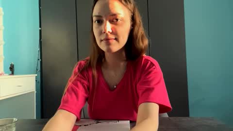 Snapshot of eracloke chatting on February 4, 8:09 am Lily online show from February 4, 8:09 am