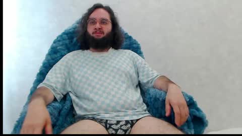 Snapshot of eren_jaeger2000 chatting on June 10, 2:56 am Eren online show from June 10, 2:56 am