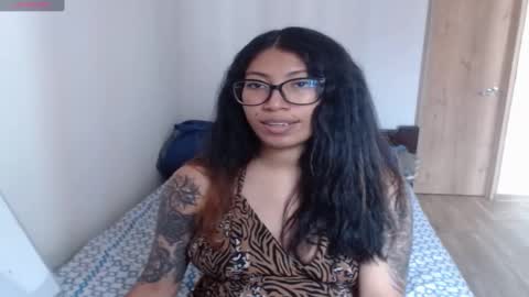 Snapshot of eren_mikasa chatting on February 24, 5:42 pm sofia online show from February 24, 5:42 pm