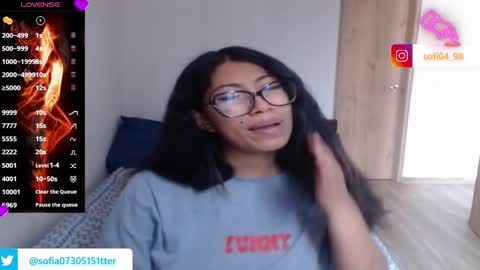 Snapshot of eren_mikasa chatting on February 25, 2:44 pm sofia online show from February 25, 2:44 pm