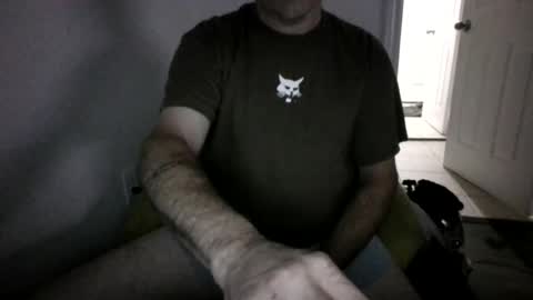 Snapshot of eric4698523103 chatting on June 26, 4:50 am eric4698523103 online show from June 26, 4:50 am