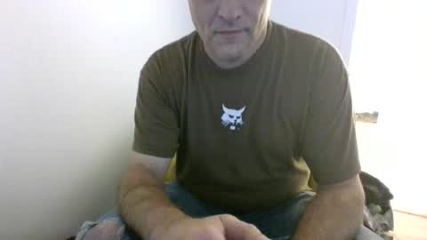 Snapshot of eric4698523103 chatting on June 27, 9:20 pm eric4698523103 online show from June 27, 9:20 pm
