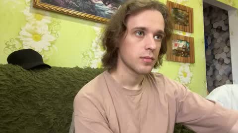 Snapshot of eric_blond chatting on October 2, 10:00 am Eric online show from October 2, 10:00 am