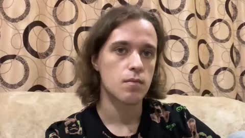 Snapshot of eric_blond chatting on October 11, 4:05 pm Eric online show from October 11, 4:05 pm