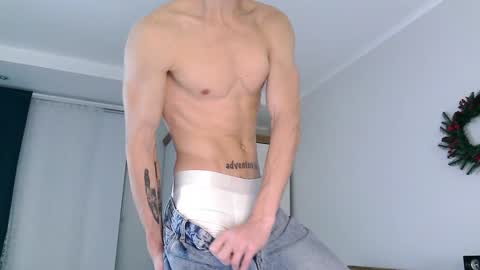 Eric Crush online show from December 4, 3:48 am