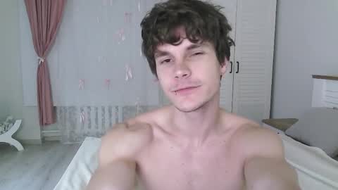 Eric Crush online show from May 31, 3:58 am