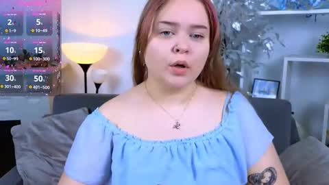 erica_love_ online show from December 17, 6:52 am