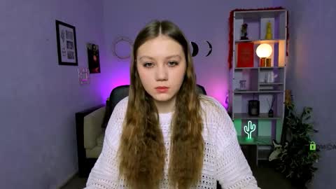 Snapshot of erica_star chatting on February 25, 6:45 am erica_star online show from February 25, 6:45 am