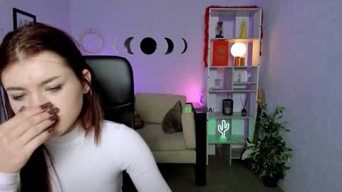 Snapshot of erica_star chatting on February 26, 7:13 pm erica_star online show from February 26, 7:13 pm