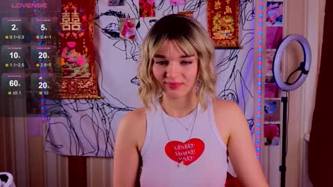 Snapshot of erica_winterr chatting on February 25, 8:03 am Erica Winterr online show from February 25, 8:03 am