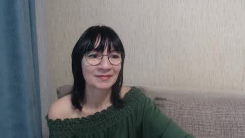 ericablack8 online show from October 6, 7:28 am