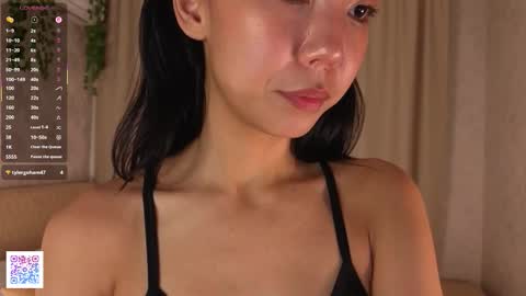 Emily online show from December 20, 6:26 pm