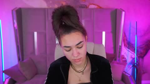 Erica online show from October 19, 6:03 am