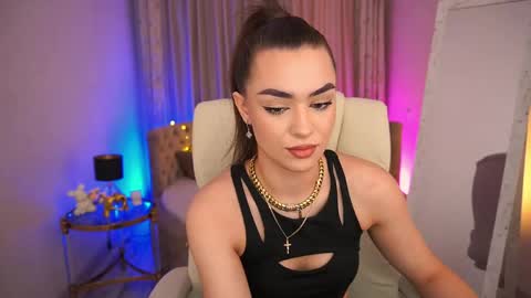 Snapshot of ericasin chatting on May 29, 7:17 am Erica online show from May 29, 7:17 am