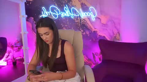 Snapshot of ericasin chatting on July 7, 1:48 pm Erica online show from July 7, 1:48 pm