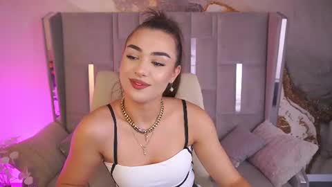 Snapshot of ericasin chatting on August 4, 2:19 pm Erica online show from August 4, 2:19 pm