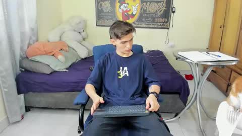 erick_de_rossee online show from October 24, 4:03 pm