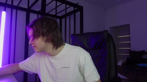 ERICK GRANT online show from December 22, 10:04 pm