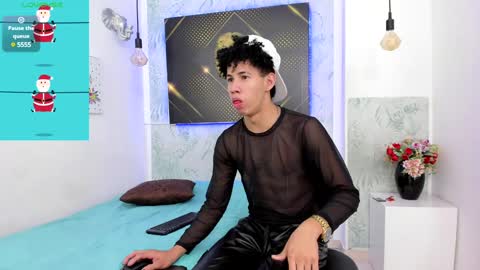 Snapshot of erick_zhimerman chatting on December 30, 4:53 am online show from December 30, 4:53 am