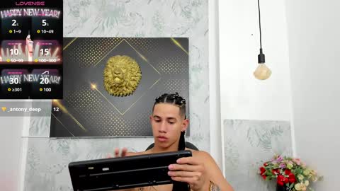 Snapshot of erick_zhimerman chatting on January 23, 9:50 am online show from January 23, 9:50 am