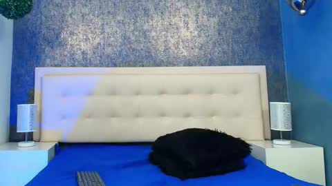 Snapshot of erick_zhimerman chatting on September 24, 2:37 am online show from September 24, 2:37 am
