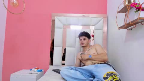 Erick y Natasha online show from February 27, 11:21 am