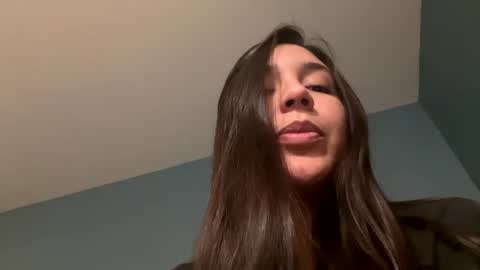 ErickaVee online show from December 3, 10:39 am