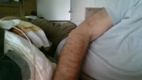 Snapshot of ericsub611 chatting on September 18, 9:33 am ericsub611 online show from September 18, 9:33 am