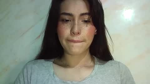 Snapshot of erika_depp chatting on May 2, 4:50 am Erika online show from May 2, 4:50 am
