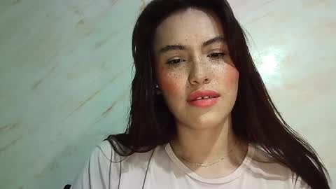 Snapshot of erika_depp chatting on May 17, 6:26 pm Erika online show from May 17, 6:26 pm