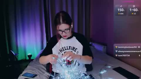 Erika online show from December 4, 10:18 pm