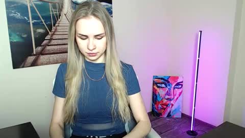 Snapshot of erikagavin chatting on February 11, 1:16 pm Erika online show from February 11, 1:16 pm