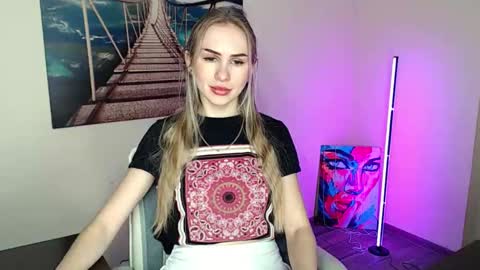 Snapshot of erikagavin chatting on February 27, 1:22 pm Erika online show from February 27, 1:22 pm