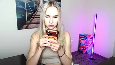Snapshot of erikagavin chatting on July 20, 12:07 pm Erika online show from July 20, 12:07 pm