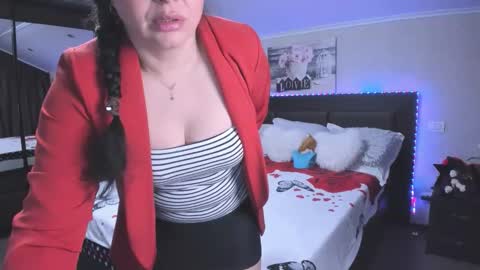 ErikaGold online show from February 28, 5:52 am