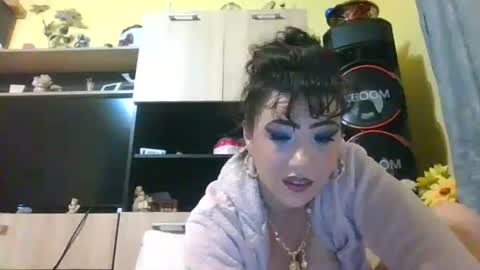 erikaguapa1989 online show from November 27, 4:03 am