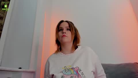 Erika online show from December 18, 4:09 am